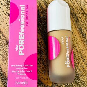 The POREfessional Blurring & Smoothing Foundation with Niacinamide - New & Unuse